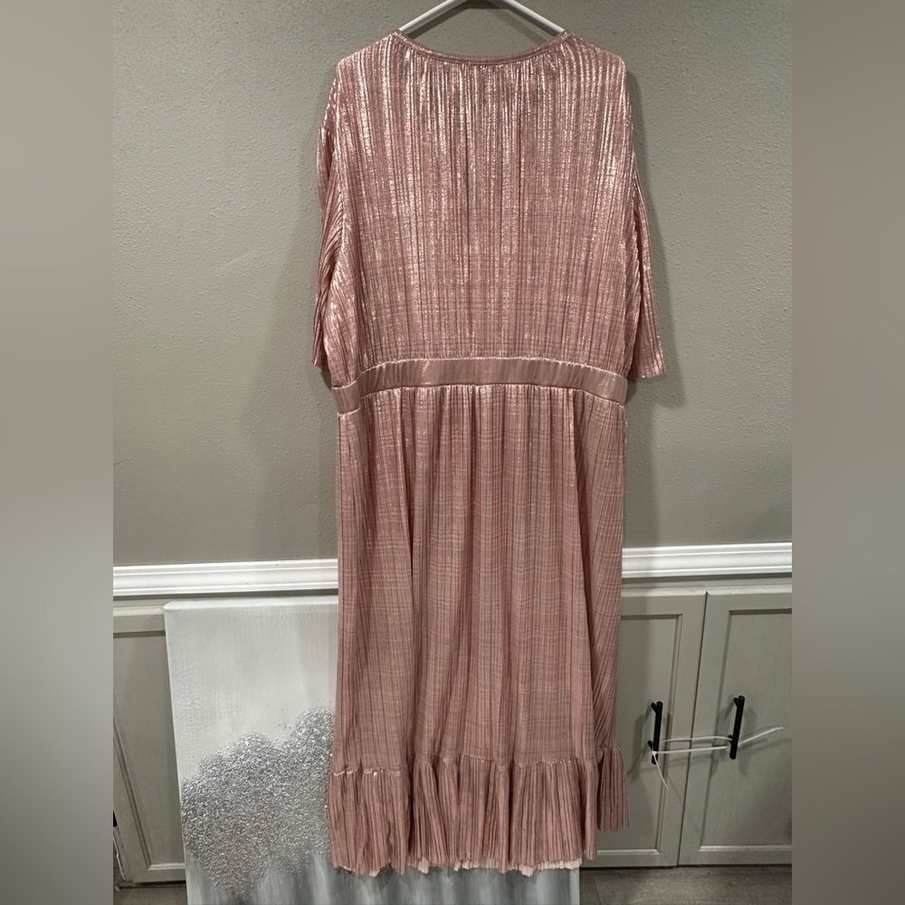 NWT Stacy London Metallic Plisse Pleated Midi Dress Color Primerose - Picture 4 of 8